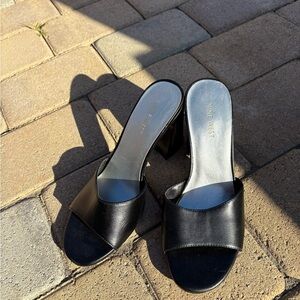 Nine West Black Leather Mules